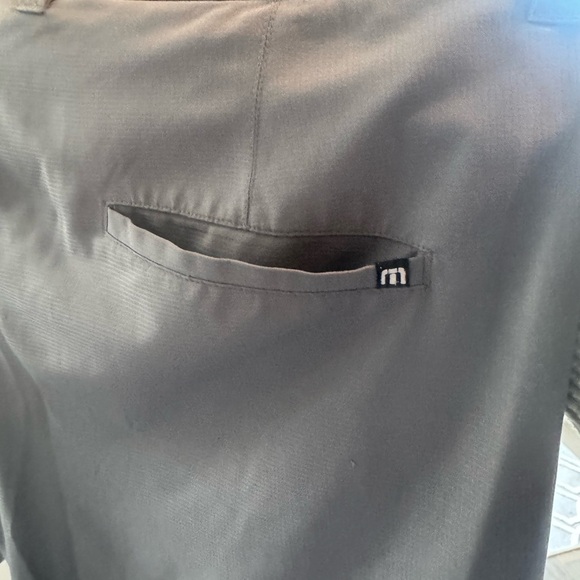 Men’s Travis Mathew shorts bundle size 33 - Picture 12 of 12